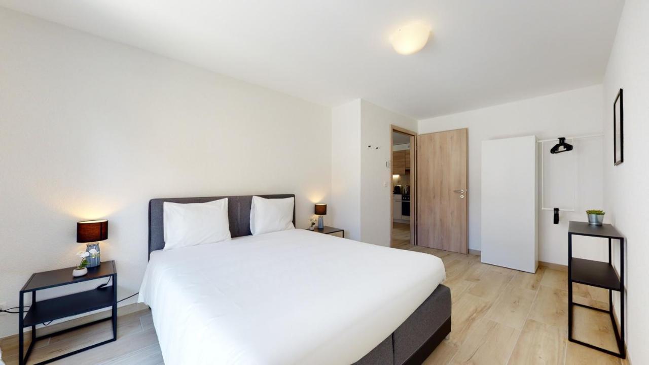 Nonanteneuf Appart Hotel Aigle - Contactless Check-In Екстер'єр фото