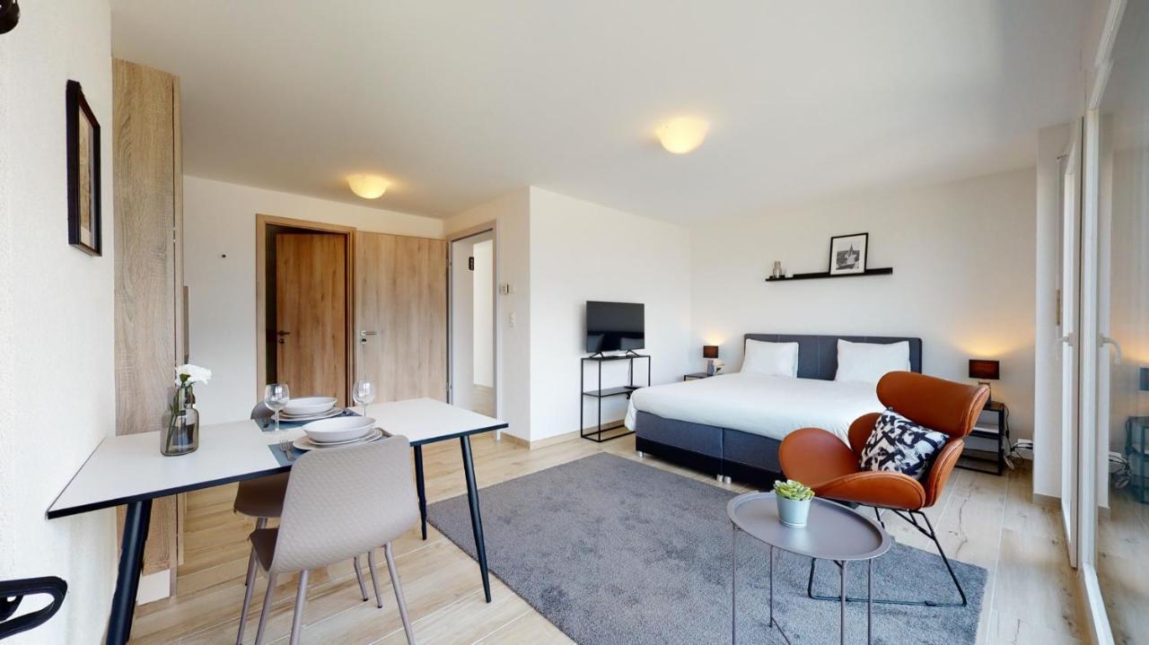 Nonanteneuf Appart Hotel Aigle - Contactless Check-In Екстер'єр фото